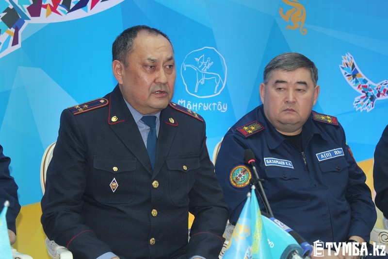 При столкновении маршрутки и фуры в Казахстане погибли девять человек