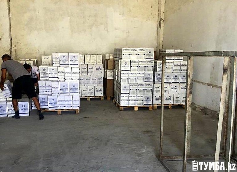 Более 13 тысяч бутылок контрафактной водки изъяли в пригороде Актау