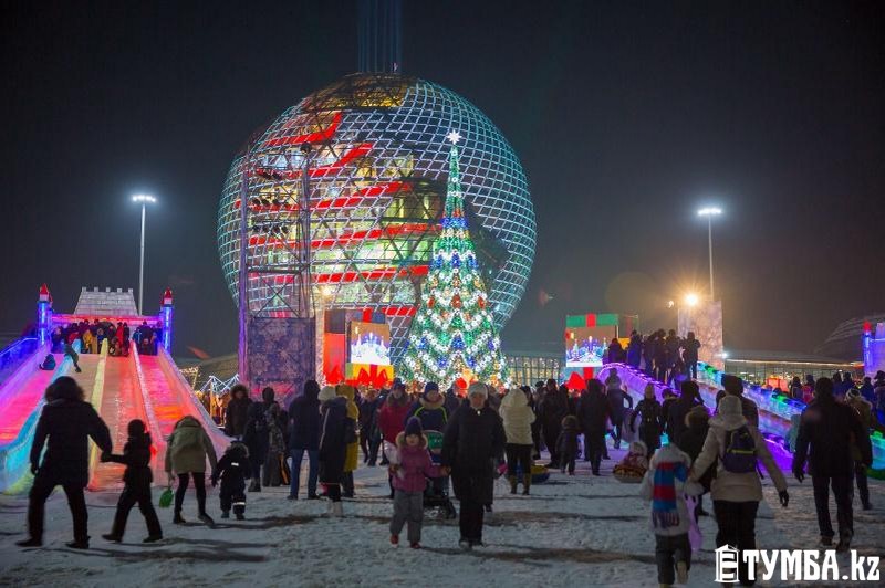 С Новым Годом Люди Земли С Новым Годом Люди Земли